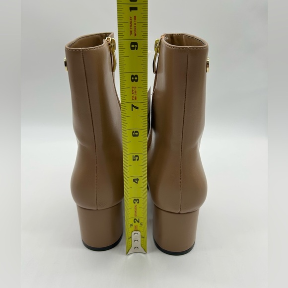 Liz Claiborne Kendale Two-Tone Ankle Boots Tan & Black Cap Toe Sz 9.5M Vegan NWT - Picture 7 of 8